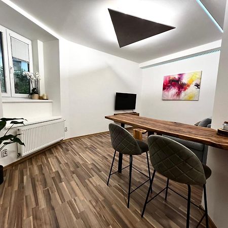 Palackeho Lobby Apartment Оломоуц Экстерьер фото